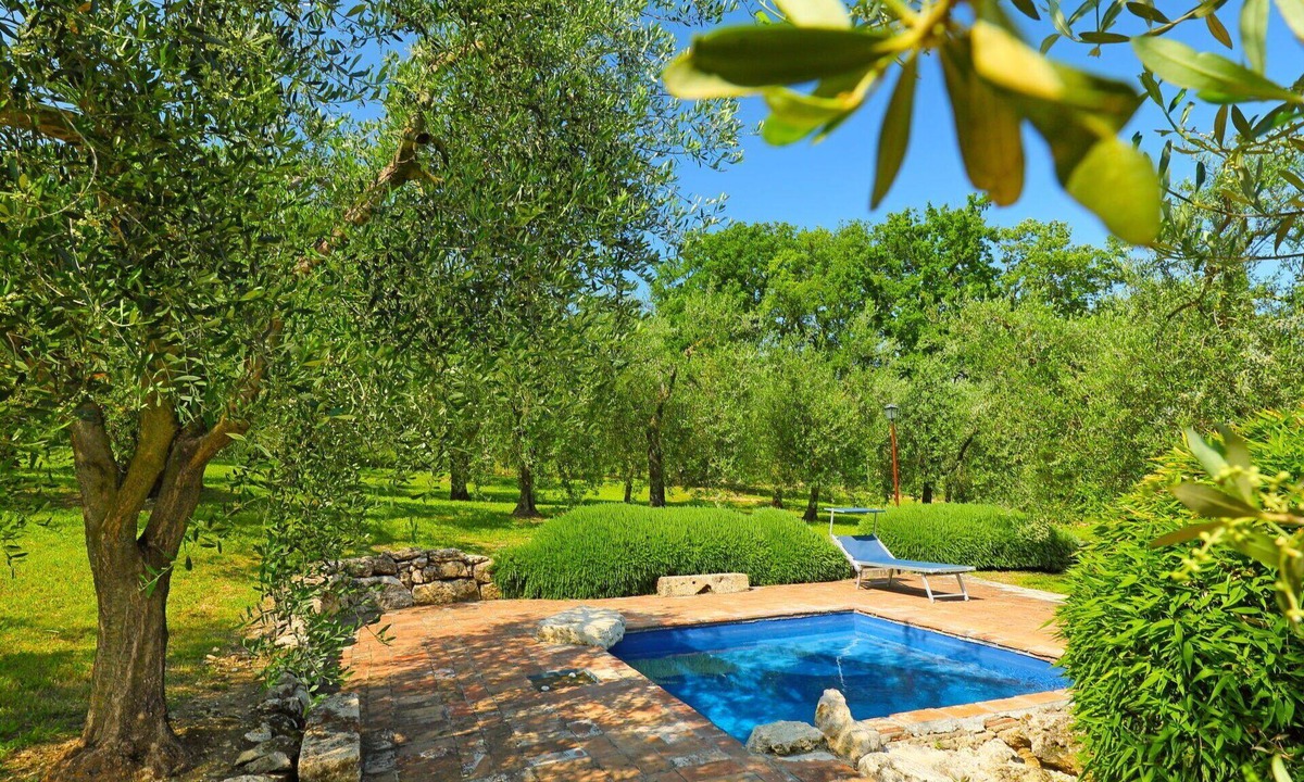 Penna in Teverina House | Beautiful private villa with A/C, private pool, WIFI, TV, patio, pets allowed and panoramic view
