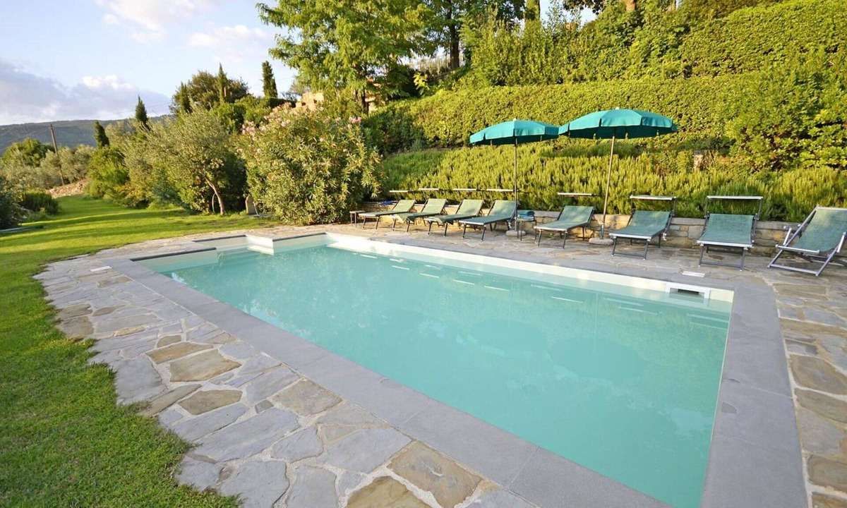 Cortona Villa | Beautiful private villa for 12 guests with private pool, WIFI, TV, patio and panoramic view