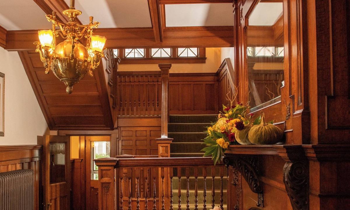 Ludington Bed & Breakfast | Cartier Mansion B&B