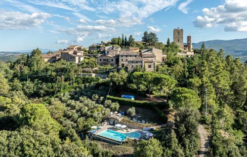 Montecastelli Apartment | Cozy Apartment In Montecastelli Pisano