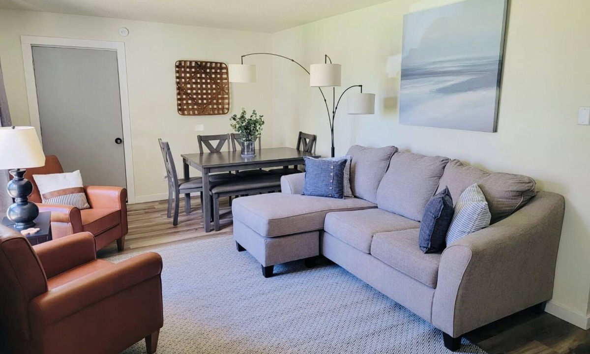 Paw Paw Lake House | East Lakeview Place Paw Paw Lake
