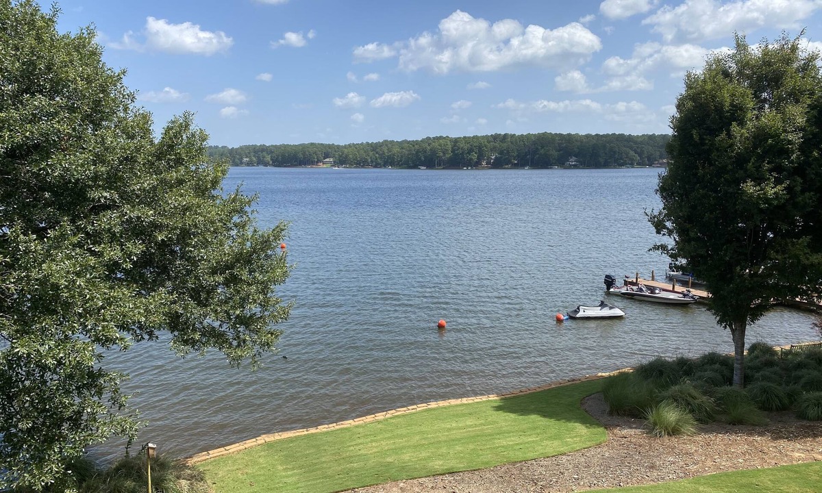 Eatonton Condo | Gorgeous Waterfront View Condo in Cuscowilla on Lake Oconee