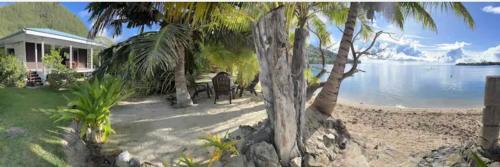 Parea House | Les pieds dans l’eau à huahine. Maison climatisée