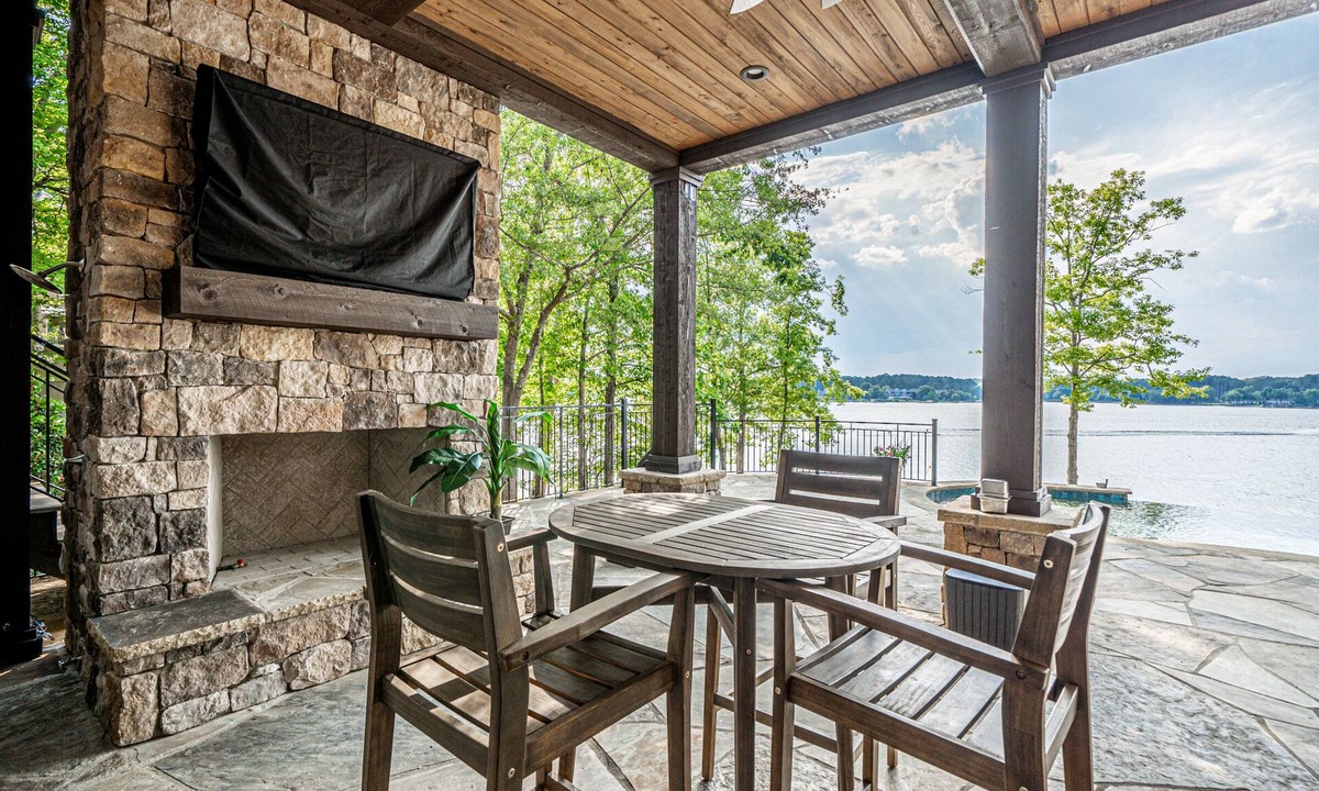Putnam County House | Perfect Masters Retreat or Family Lakehouse for Extended Getaway