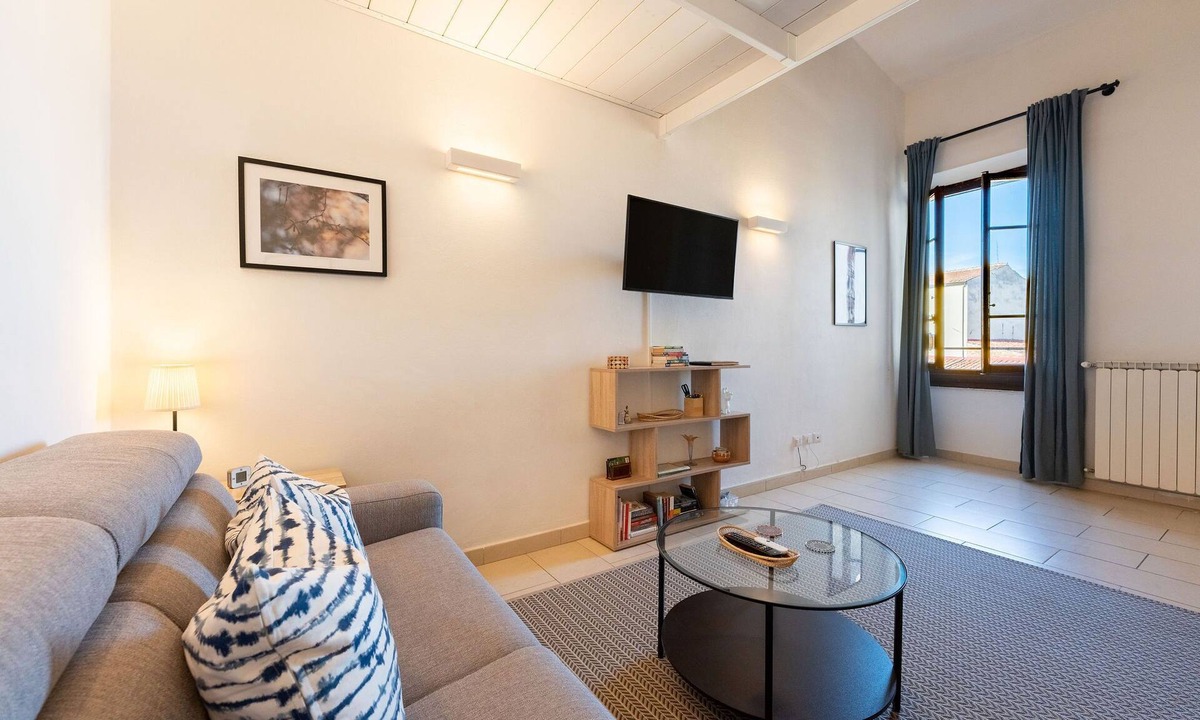 Santa Maria Novella Apartment | Porcellana Apartment