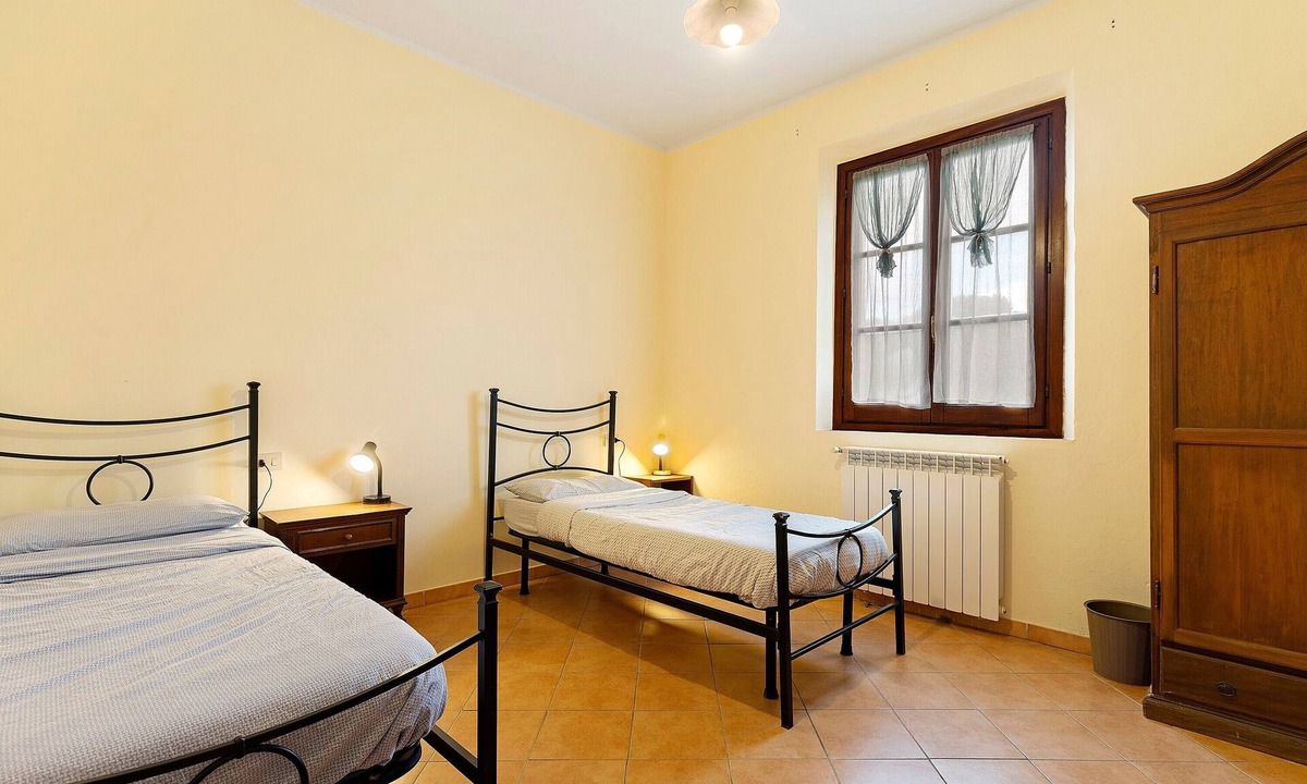 Montelupo Fiorentino Apartment | Triple Room - Podere Cavallone - Space and Nature near Florence