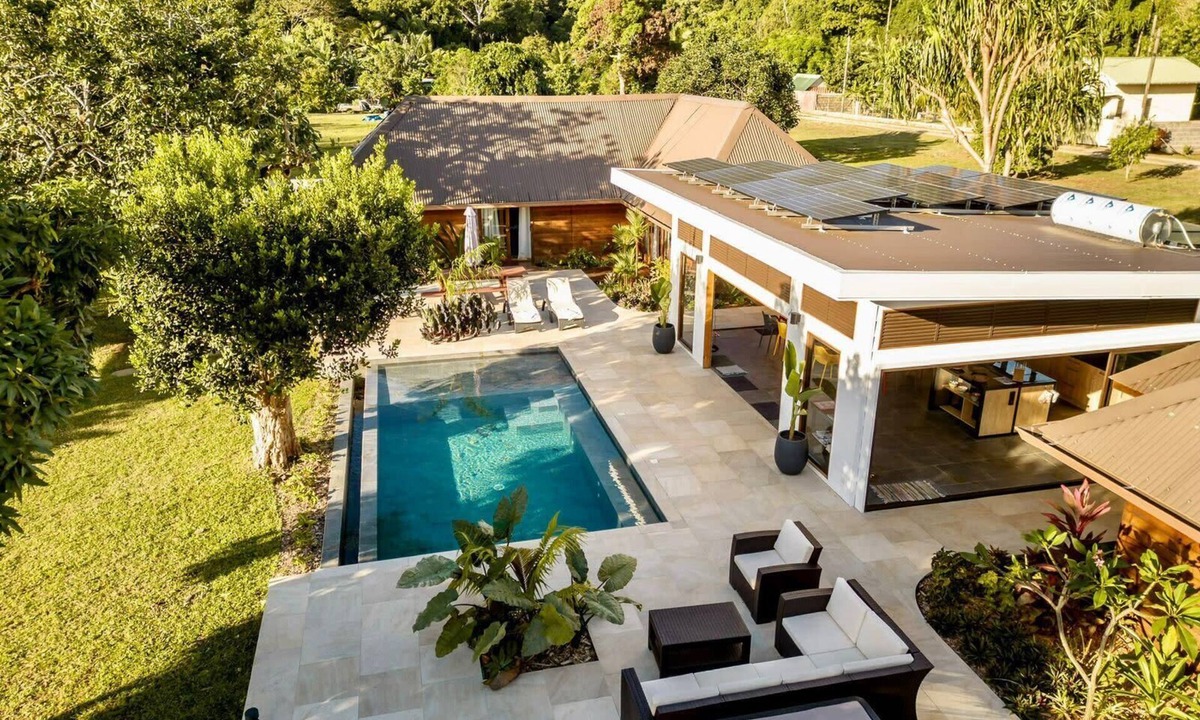Nu'urua Villa | Villa Te Nunoa - Polynesian Villa w/Salt Water Pool
