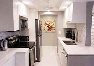 Beachcomber unit 305