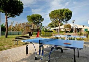 La Cecinella Apartment 15 in Cecina, pool use A/C