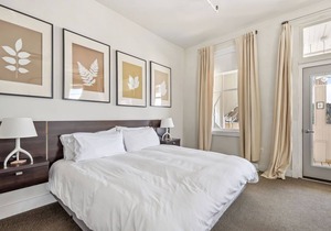 Suite 4- Not Pet Friendly