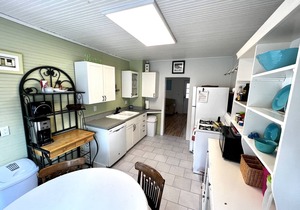 TOO QUTE! BEACH COTTAGE: NORTH BEACH! 4 BEDROOMS! 2.5 BATHS!
