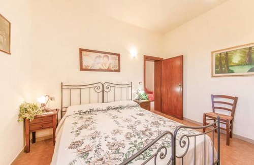 Orentano House | 4 bedroom accommodation in Orentano PI