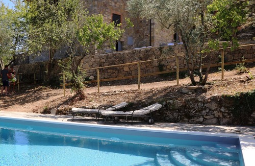 Castellina in Chianti Villa | Detached villa with swimming pool and pizza oven for groups up to fourteen people.