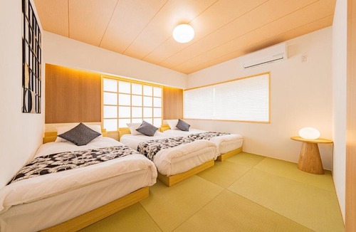 Minami Villa | 佑 一棟貸切 和と現代アートが融合した大きな一軒家 寝室5部屋