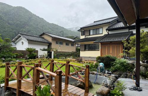 Sakyo Ward Bed & Breakfast | 八瀬の宿 鹿鳴荘