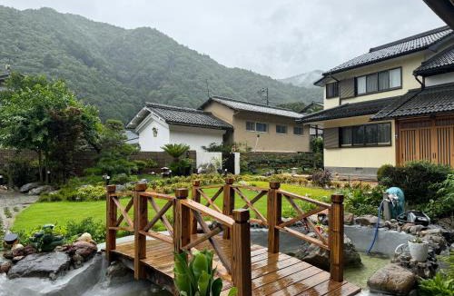 Sakyo Ward Bed & Breakfast | 八瀬の宿 鹿鳴荘