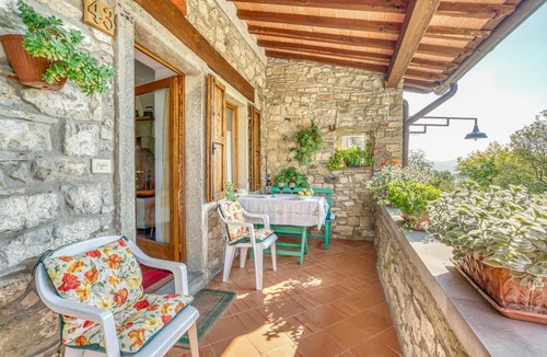 Porrena Apartment | 2 bedroom amazing apartment in Poppi AR