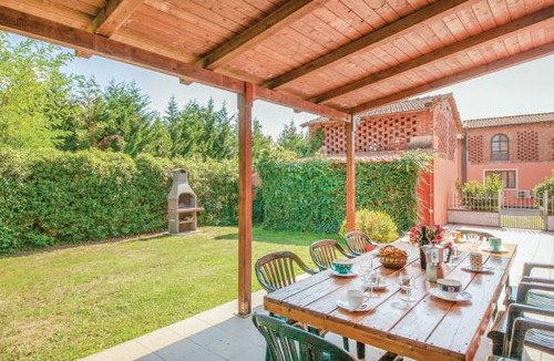 Orentano House | 4 bedroom accommodation in Orentano PI