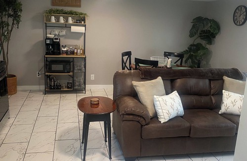 Grand Island Apartment | 4-Guest Suite in Beautiful Grand Island, NY! 4 miles from Niagara Falls!