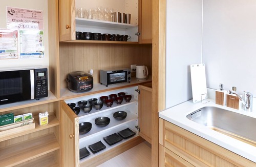 Kamininomiyacho Apartment | 4F | Riverside Suite Near Kyoto Sta. | Wood Bath | Family & Small Group welcome