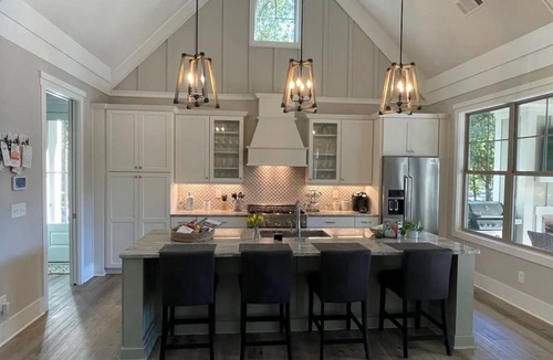 Eatonton House | A Perfect Sunset Cottage on Lake Oconee!