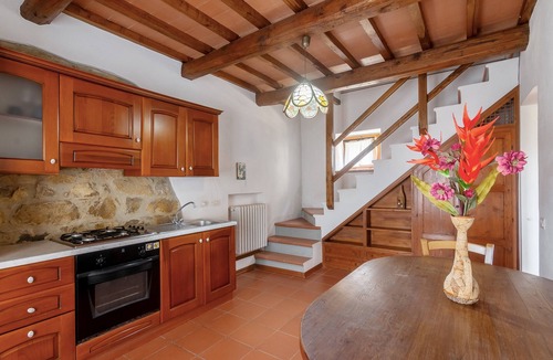 Panzano in Chianti Apartment | Apartment 'Cipressaia Botticelli' with Shared Pool, Private Terrace and Wi-Fi