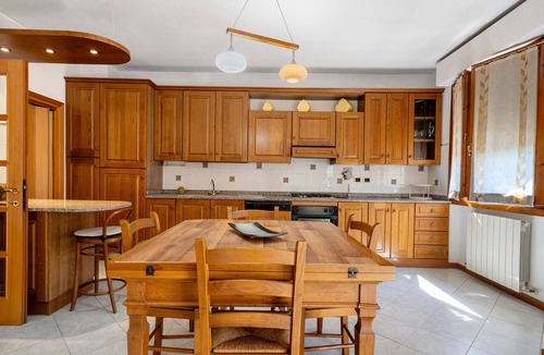 Montevarchi Apartment | Apartment 'Girasole' with Private Terrace, Private Garden and Wi-Fi