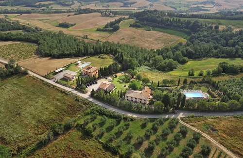 Peccioli Apartment | Apartment in farmhouse (Cyclamen 2 + 2) Volterra area, San Gimignano, Pisa