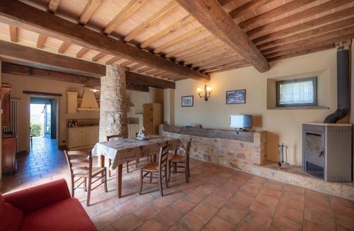Simignano Apartment | Apartment in an ancient medieval village (bruco)