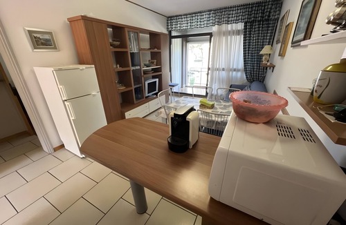 Marina di Bibbona Apartment | Apartment 'Trilocale Silvia with Pool', Private Terrace and Air Conditioning
