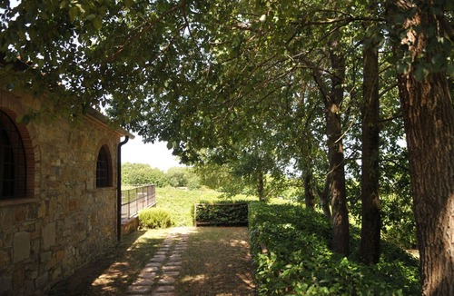 Tavarnelle Val di Pesa Apartment | Apartment with pool, A/C, WIFI, TV, patio, pets allowed, panoramic view, close to Greve In Chianti