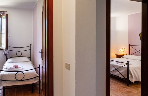 Roccastrada House | Aurora Apartment in Maremma with Garden, Shared Pool and Wi-Fi