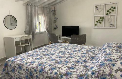 Usigliano Apartment | B&B La Petite Maison soggiorno con vista