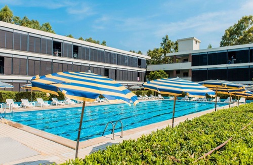 Marina di Bibbona Apartment | Beautiful apartment for 2 people with pool, WIFI, A/C, TV and patio