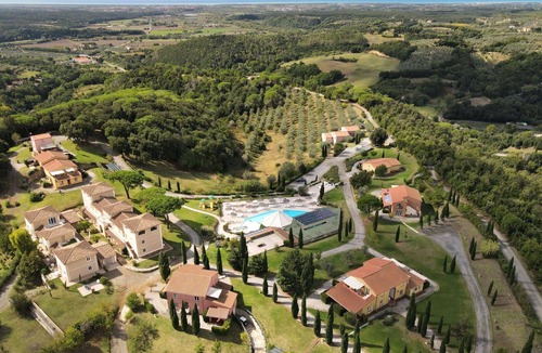 Riparbella Apartment | Beautiful apartment for 6 guests with WIFI, pool, A/C, TV and terrace