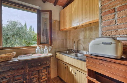 Sinalunga Villa | Beautiful private villa for 9 guests with WIFI, TV, patio and panoramic view