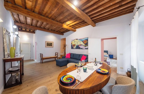 San Gimignano City Centre Apartment | Casa Bardi Luxury Apartments with parking in San Gimignano Italy