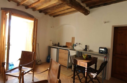Gello Apartment | 'Casa Simoncini' mit Gemeinschaftspool by Interhome