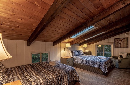 Windham House | Close to everything in a quiet wooded Windham neighborhood