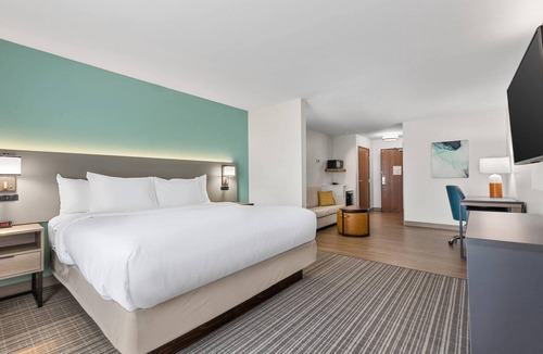 Marion Hotel | Comfort Inn & Suites Marion I-57