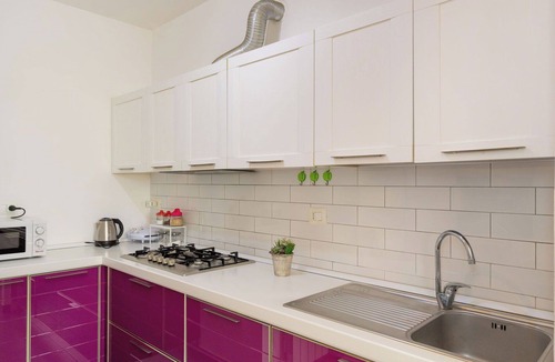 Casale Marittimo Apartment | Cosy apartment for 4 guests with WIFI, A/C, TV, terrace, pets allowed and panoramic view