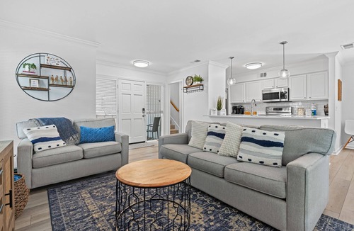 Lawton Woods House | Cotton Cottage – Pet-Friendly Retreat with Private Pool & Fenced Yard | Sleeps 8