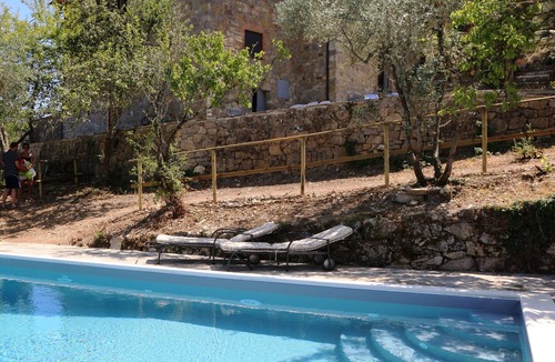 Castellina in Chianti Villa | Detached villa with swimming pool and pizza oven for groups up to fourteen people.