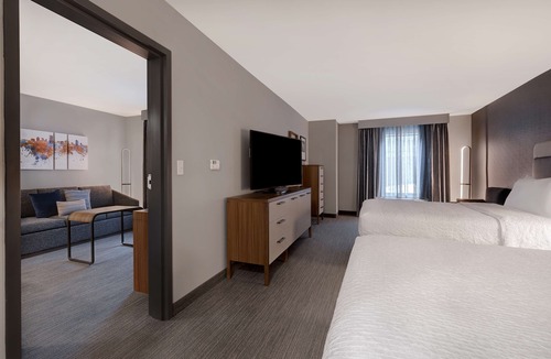 Oak Creek Hotel | Homewood Suites by Hilton Oak Creek Milwaukee