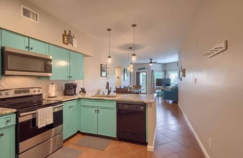 New Braunfels Condo | IC 302 Ripley River Haus