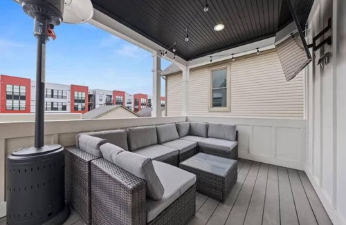 Italian Village House | Jungle House Premier Residences - Downtown Columbus & Short North
