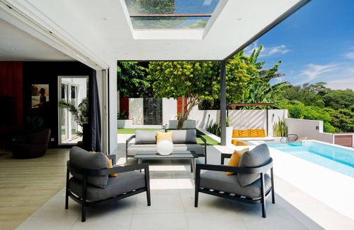 Faaa House | kana villa élégant villa with glass