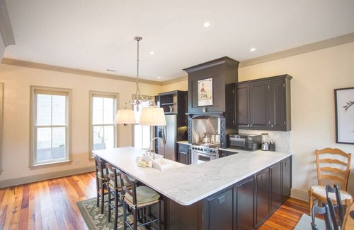 Historic Downtown Savannah House | Large, Beautiful Home Near Forsyth Park w/Parking by Lucky Savannah
