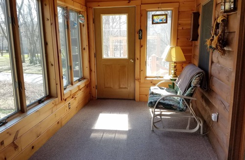 Salunga House | Log cabin nestled beside Chiques Creek in historic Lancaster County