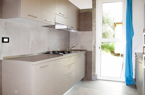 Guardistallo House | Lovely apartment in villa for 11 guests with pool, terrace and pets allowed
